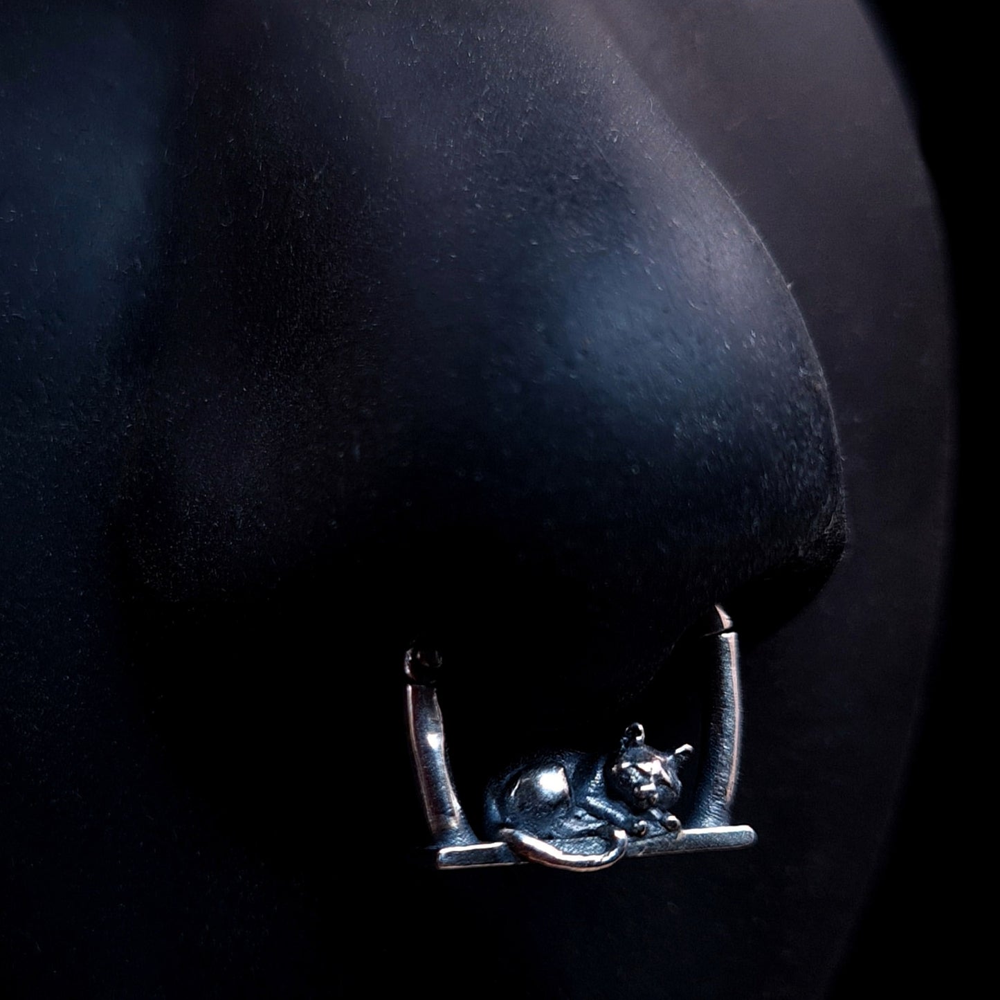 Sleeping Cat septum ring