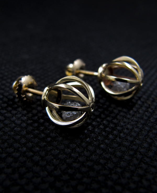 Kinetic Elegance