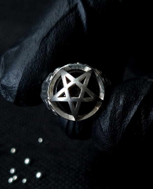 Onyx Pentagram Cage