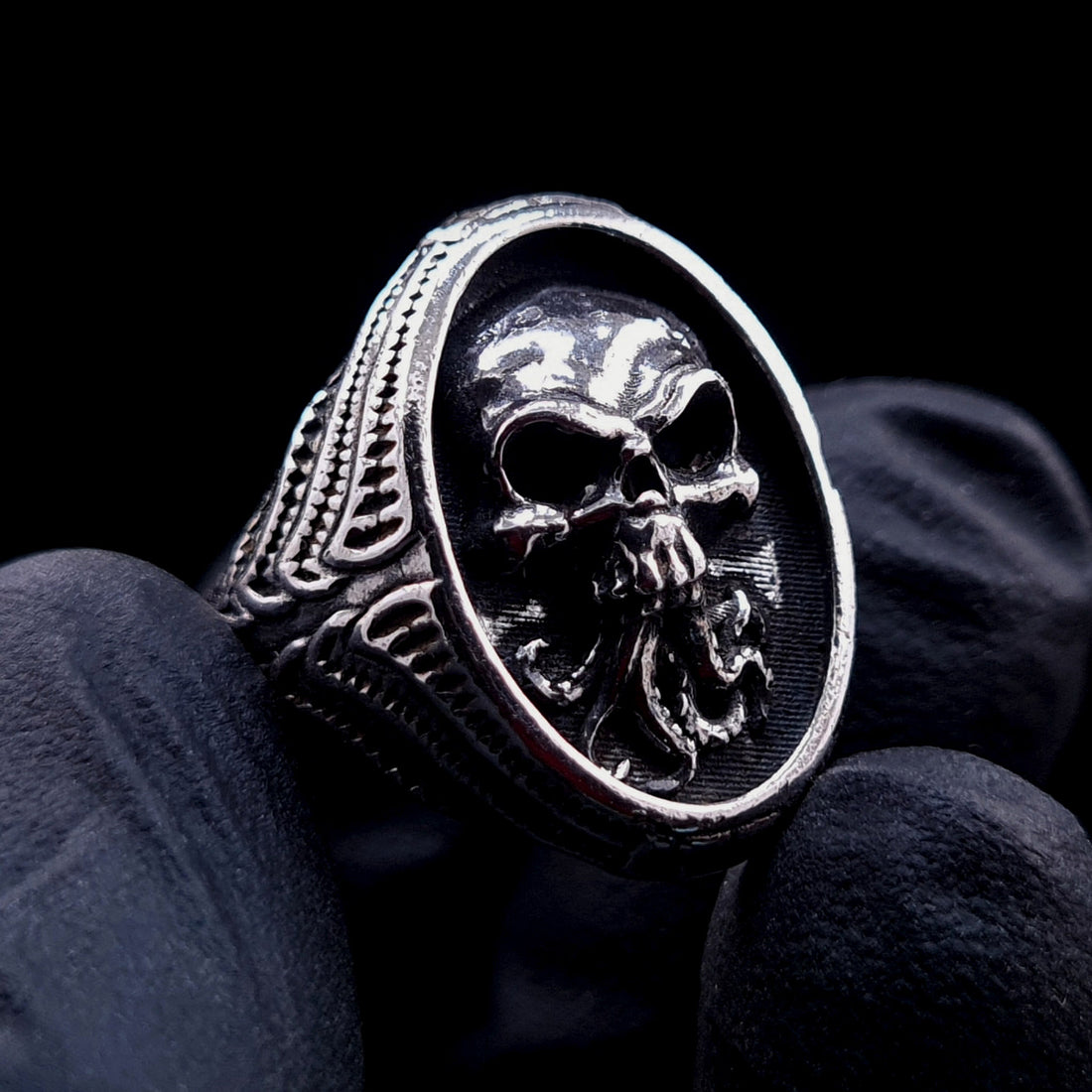 RBZ Jewelry Sterling Silver Tentacle Skull Signet Ring side view highlighting the intricate bio-organic carvings and textured Giger-esque patterns on the band.